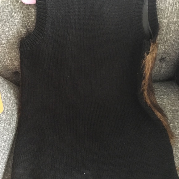 Mid lenght chic Faux fur vest - Picture 3 of 4